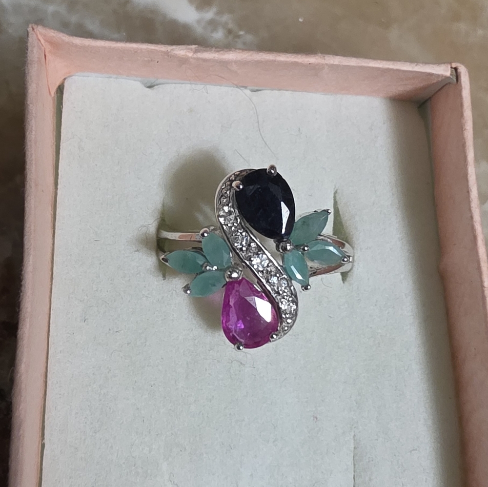 🆕️ Elegant Lab Ruby Sapphire Emerald Sterling Silver Ring Size 9